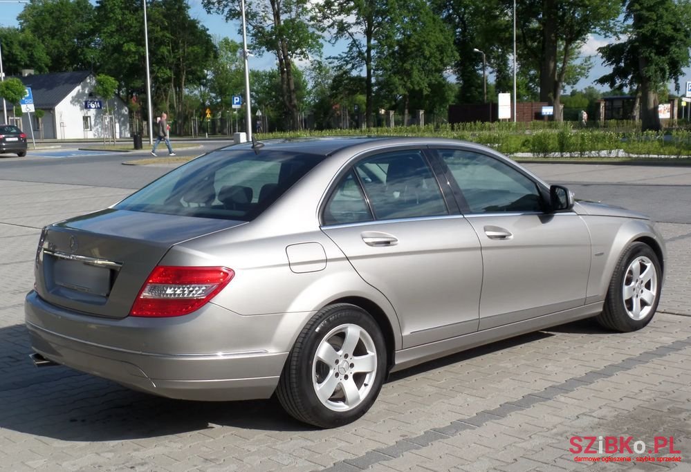 2007' Mercedes-Benz C-Class 220 Cdi Elegance photo #6