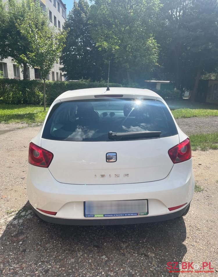 2009' SEAT Ibiza photo #6