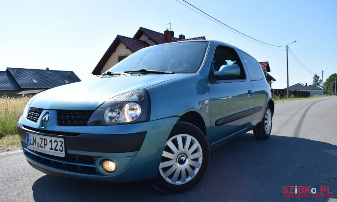 2003' Renault Clio photo #4