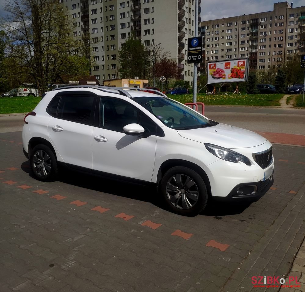 2017' Peugeot 2008 photo #2