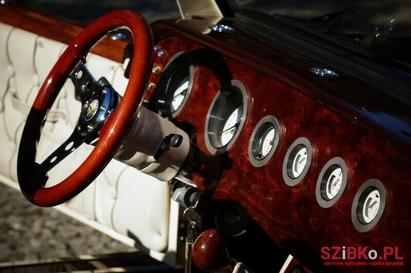 2012' Alfa Romeo Nestor photo #5