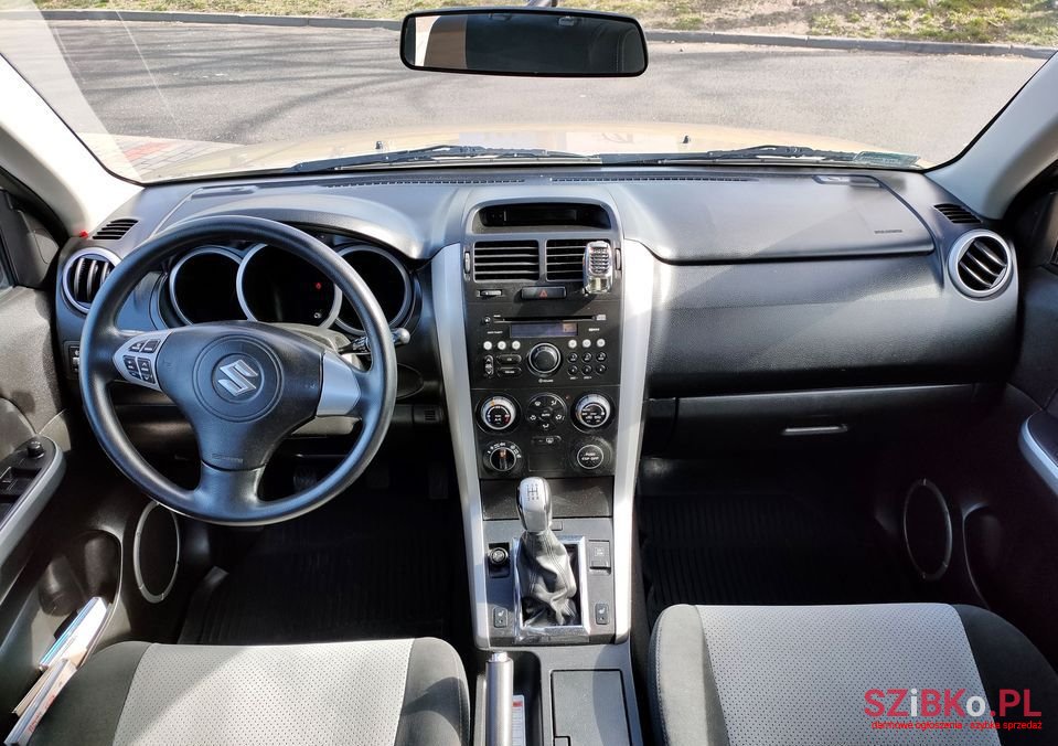 2006' Suzuki Grand Vitara photo #5