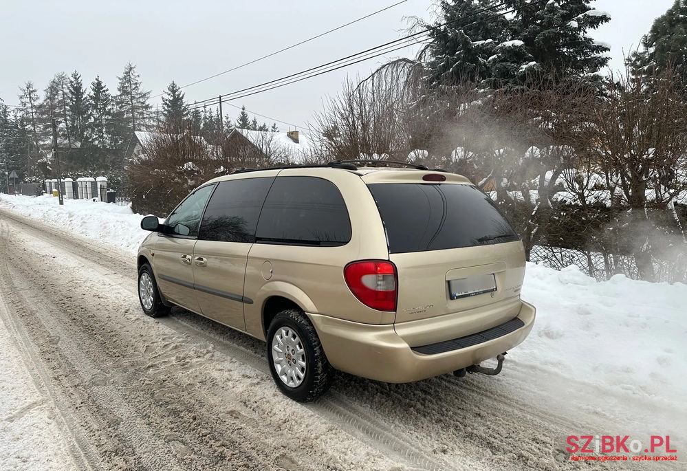 2001' Chrysler Grand Voyager 2.5L Crd Lx photo #3