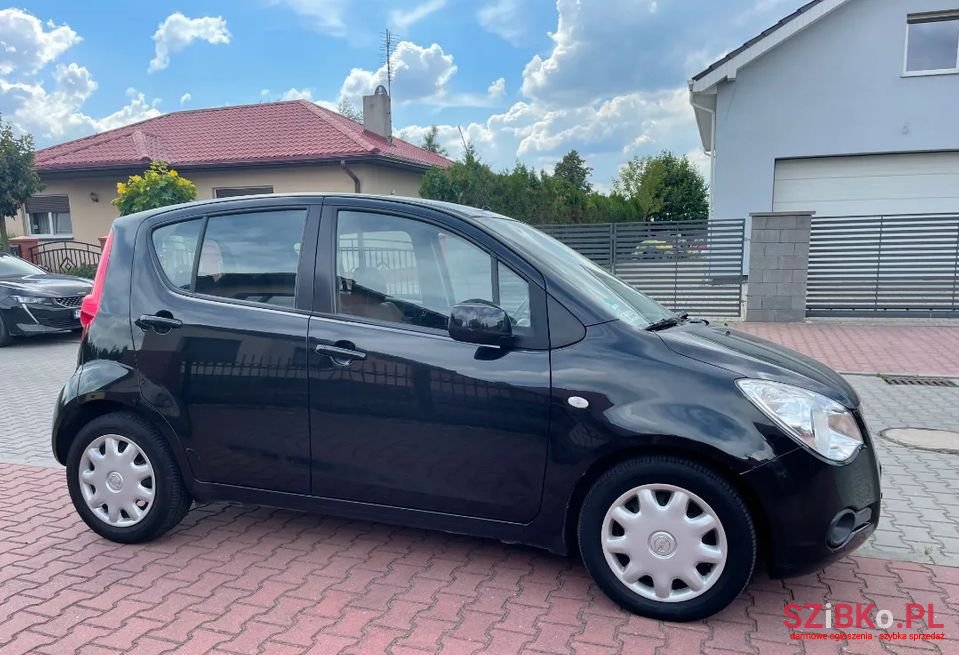 2009' Opel Agila photo #5