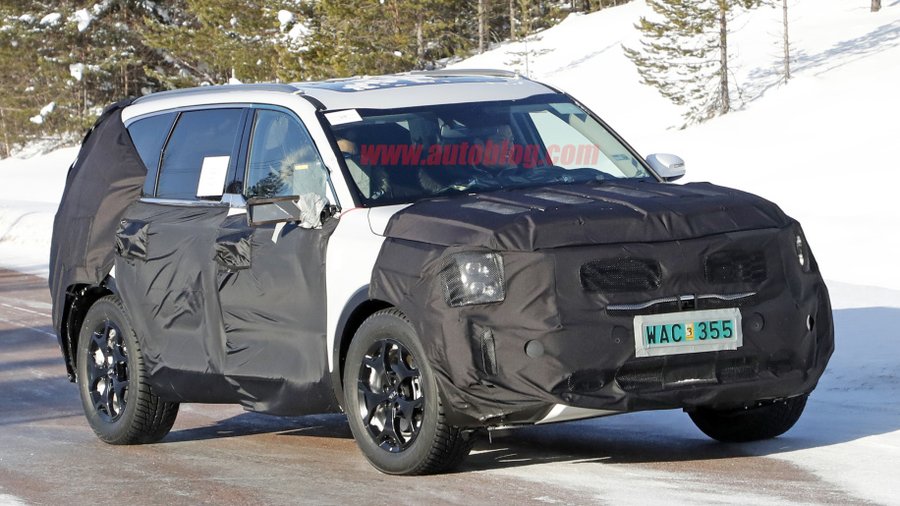 Kia, Hyundai testing big crossovers, and one looks like the Telluride