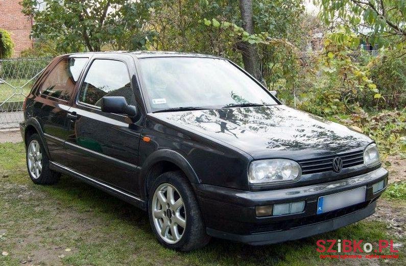 1996' Volkswagen Golf photo #1