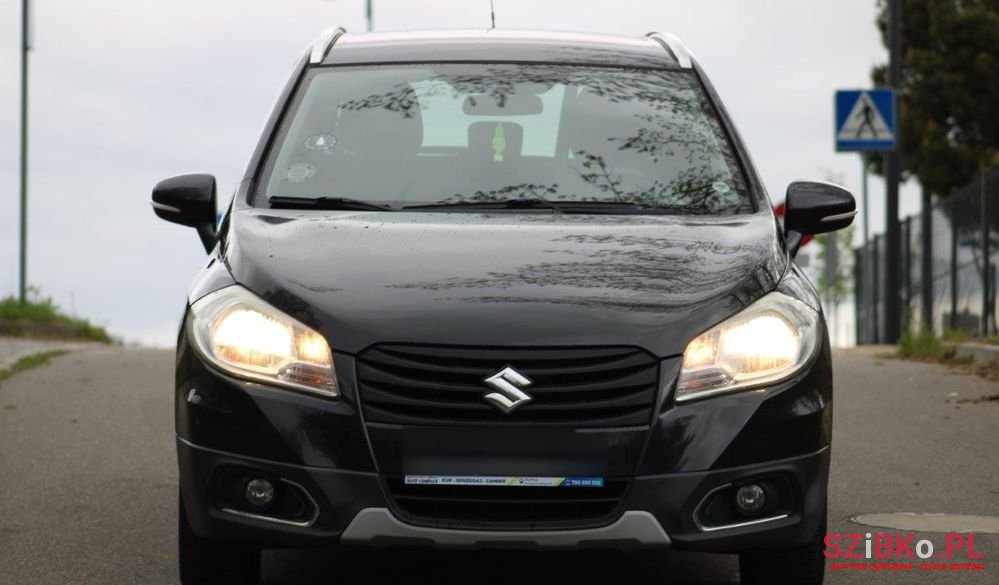 2014' Suzuki SX4 S-Cross photo #1