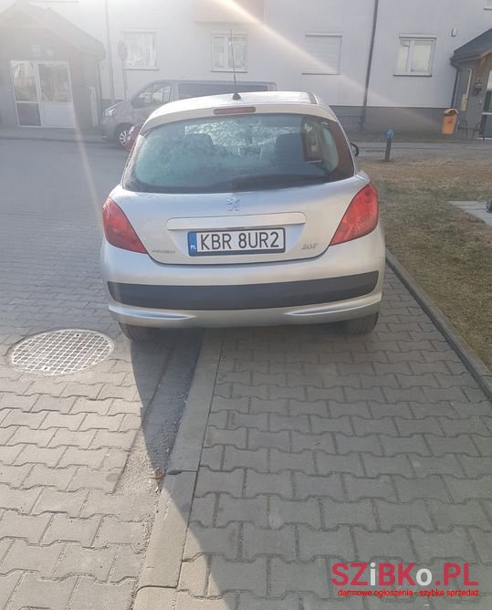 2006' Peugeot 207 photo #4