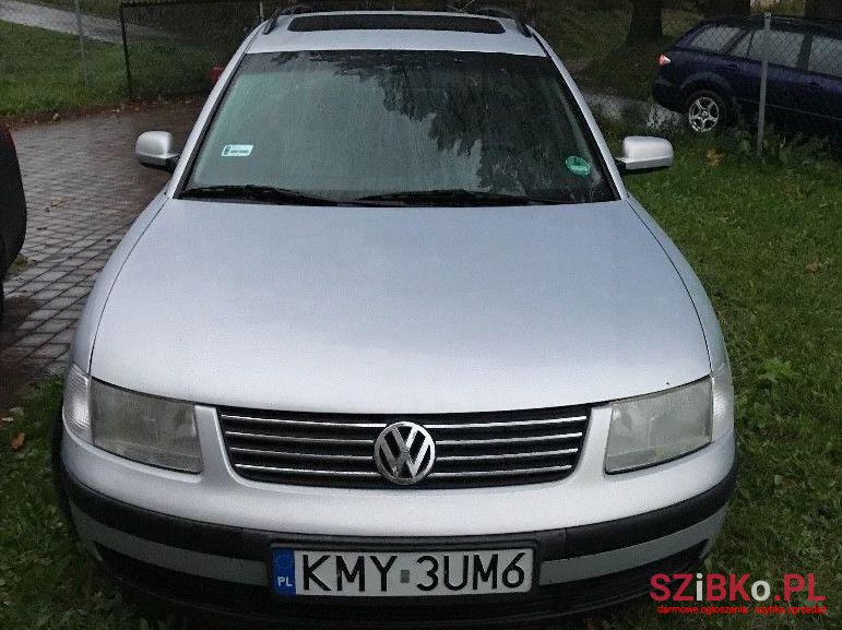 1997' Volkswagen Passat photo #2