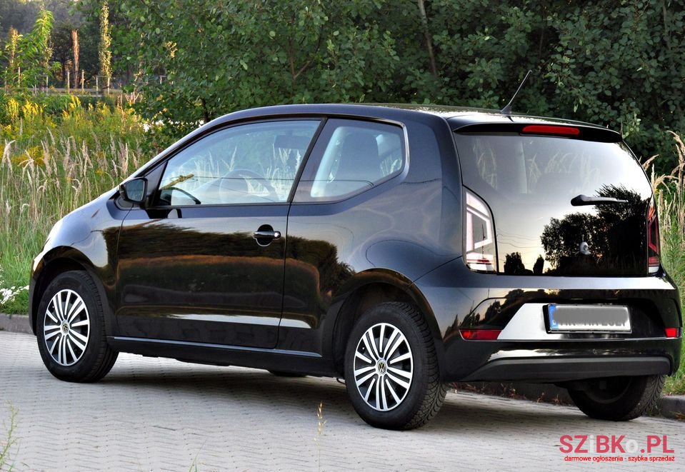 2017' Volkswagen Up! photo #3