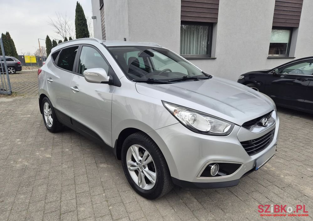 2010' Hyundai ix35 2.0 4Wd Premium photo #2