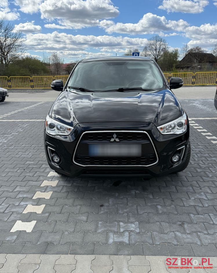 2015' Mitsubishi ASX photo #3
