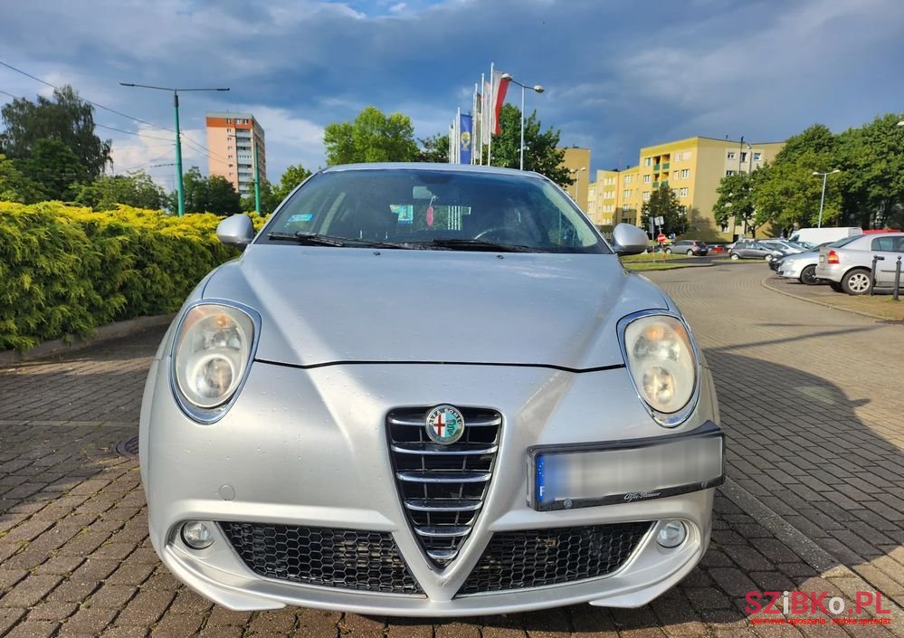 2009' Alfa Romeo MiTo photo #4