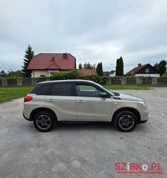 2015' Suzuki Vitara photo #4