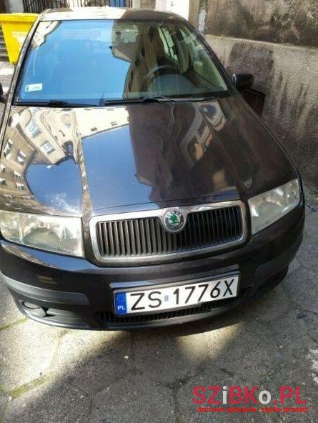 2004' Skoda Fabia photo #3