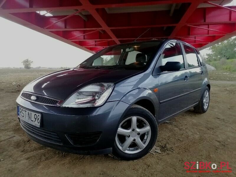 2003' Ford Fiesta photo #2