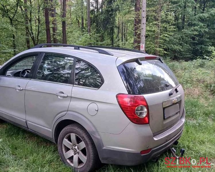 2006' Chevrolet Captiva 2.0 D High photo #6