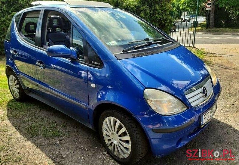 2013' Mercedes-Benz Klasa A photo #1