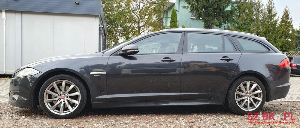 2014' Jaguar XF photo #2