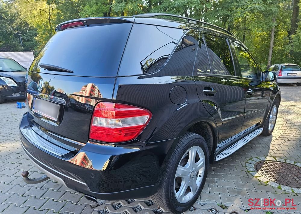 2008' Mercedes-Benz Ml photo #5