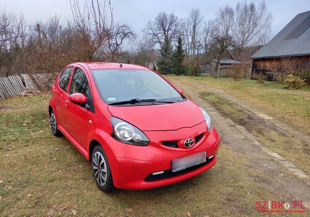 2008' Toyota Aygo photo #3
