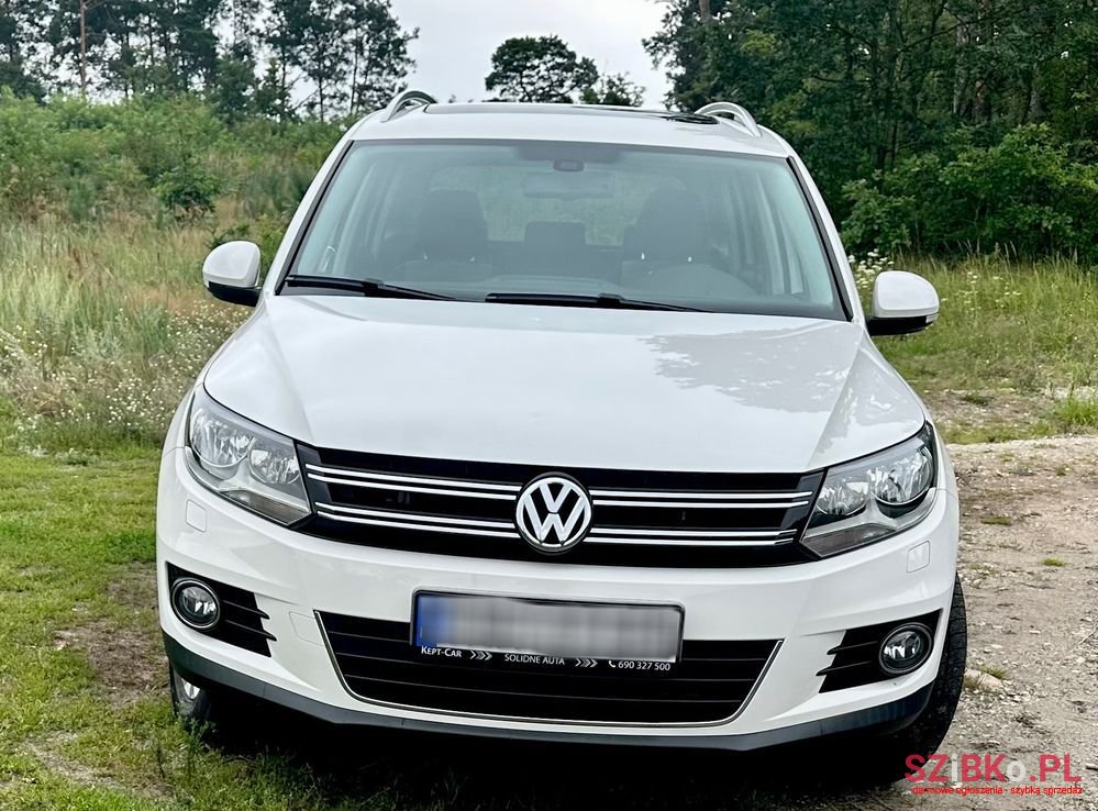 2012' Volkswagen Tiguan photo #1