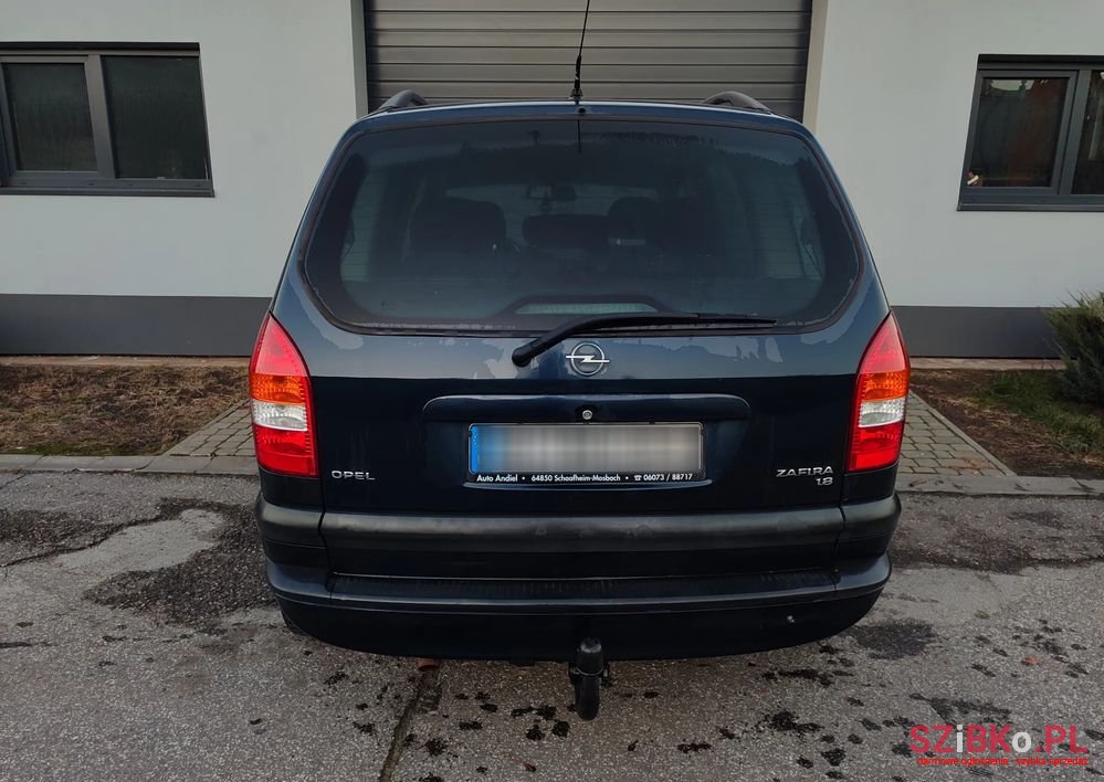 2002' Opel Zafira 1.8 16V Comfort photo #5