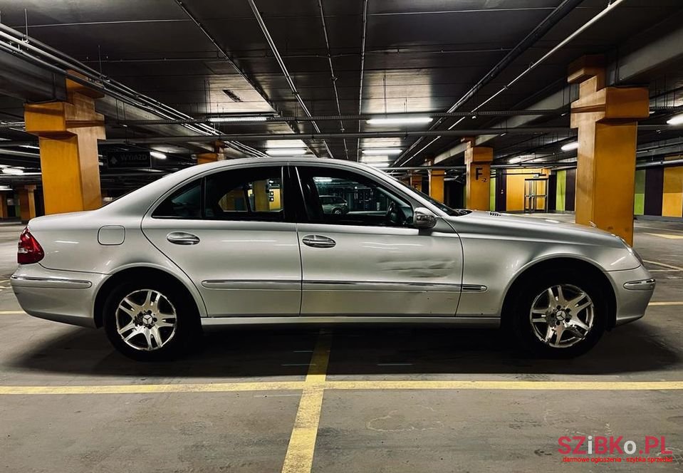 2005' Mercedes-Benz Klasa E photo #5