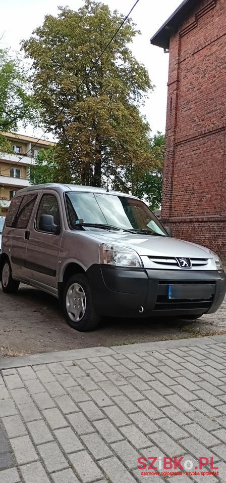 2007' Peugeot Partner photo #2