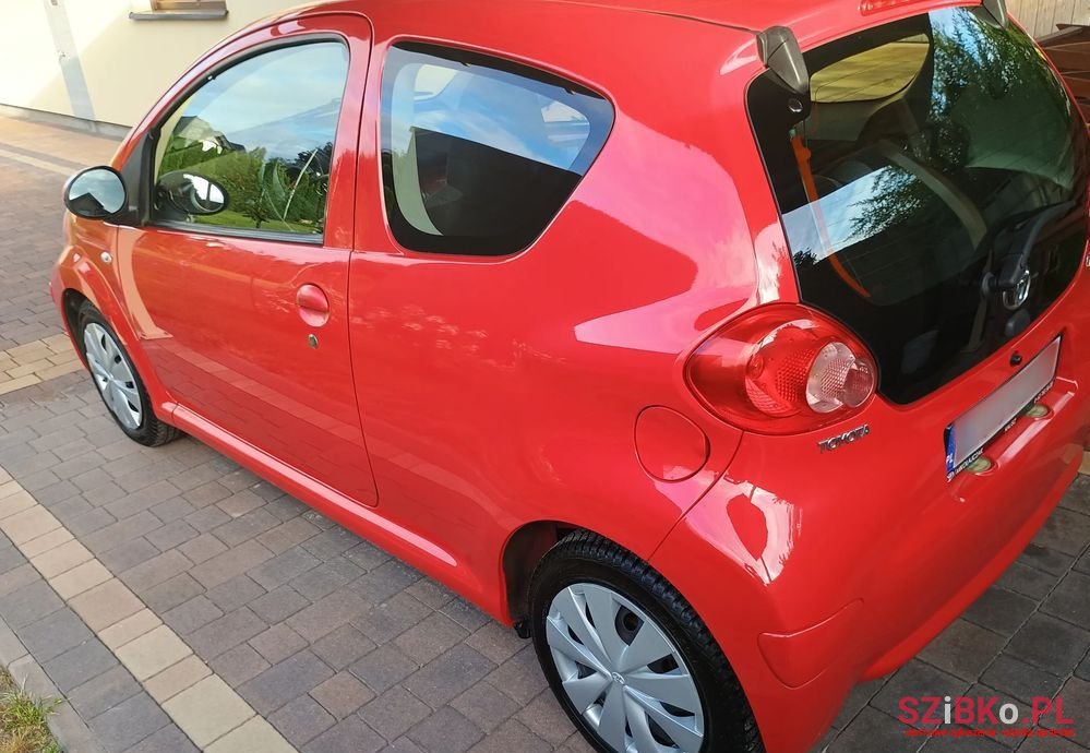 2008' Toyota Aygo photo #4