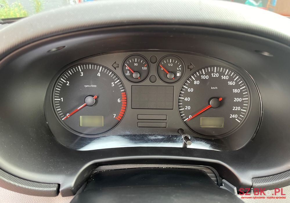 2003' SEAT Leon 1.4 Spirit photo #1