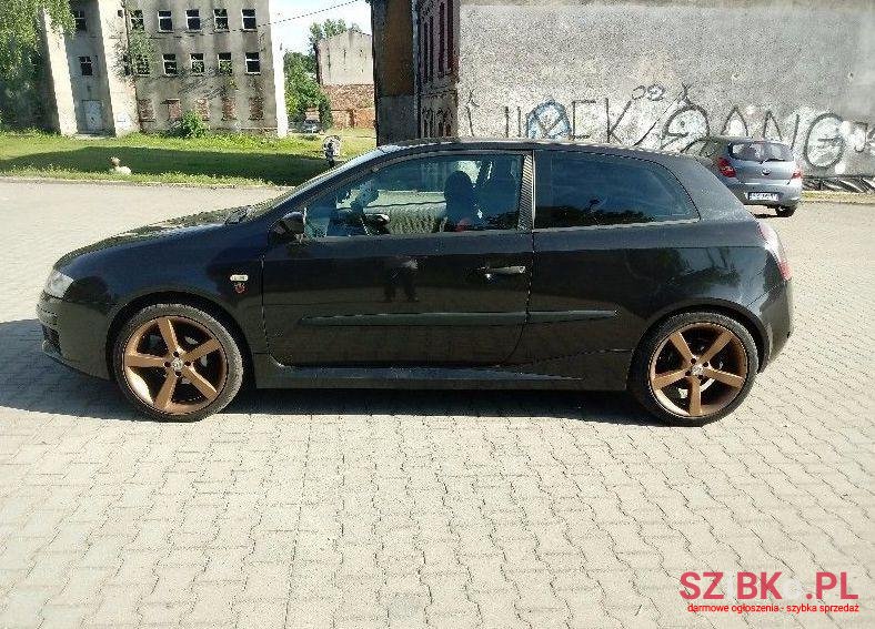 2002' Fiat Stilo photo #2