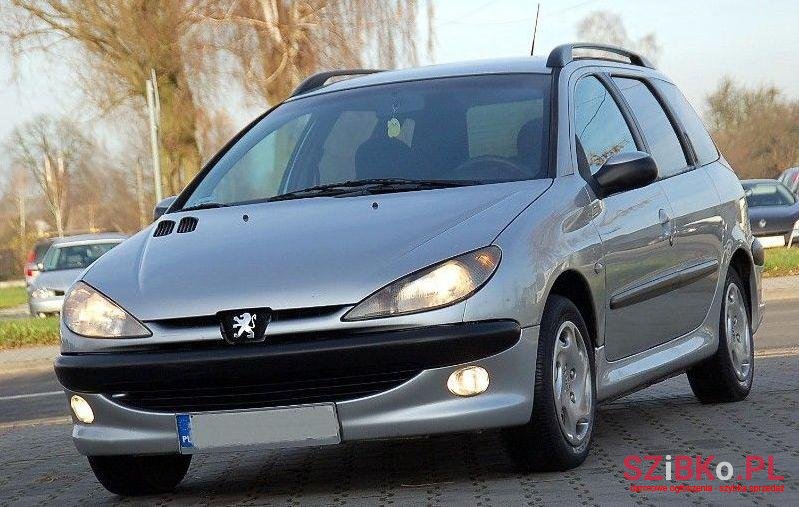 2003' Peugeot 206 photo #1