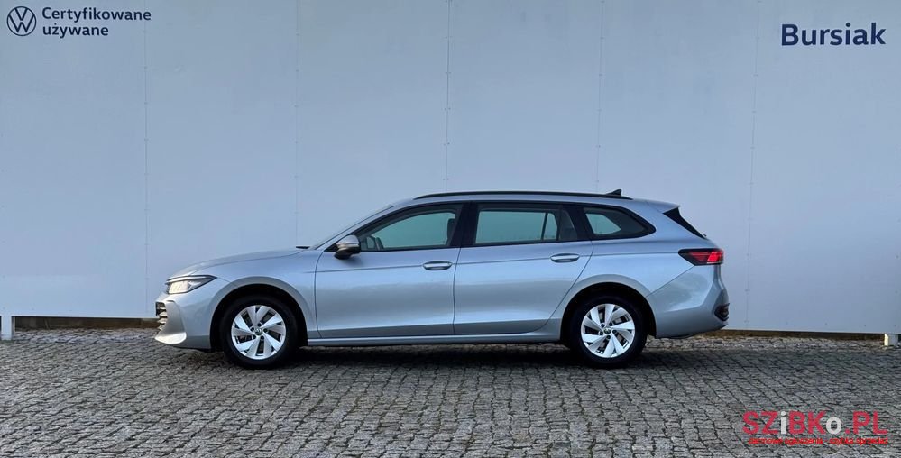 2024' Volkswagen Passat photo #3