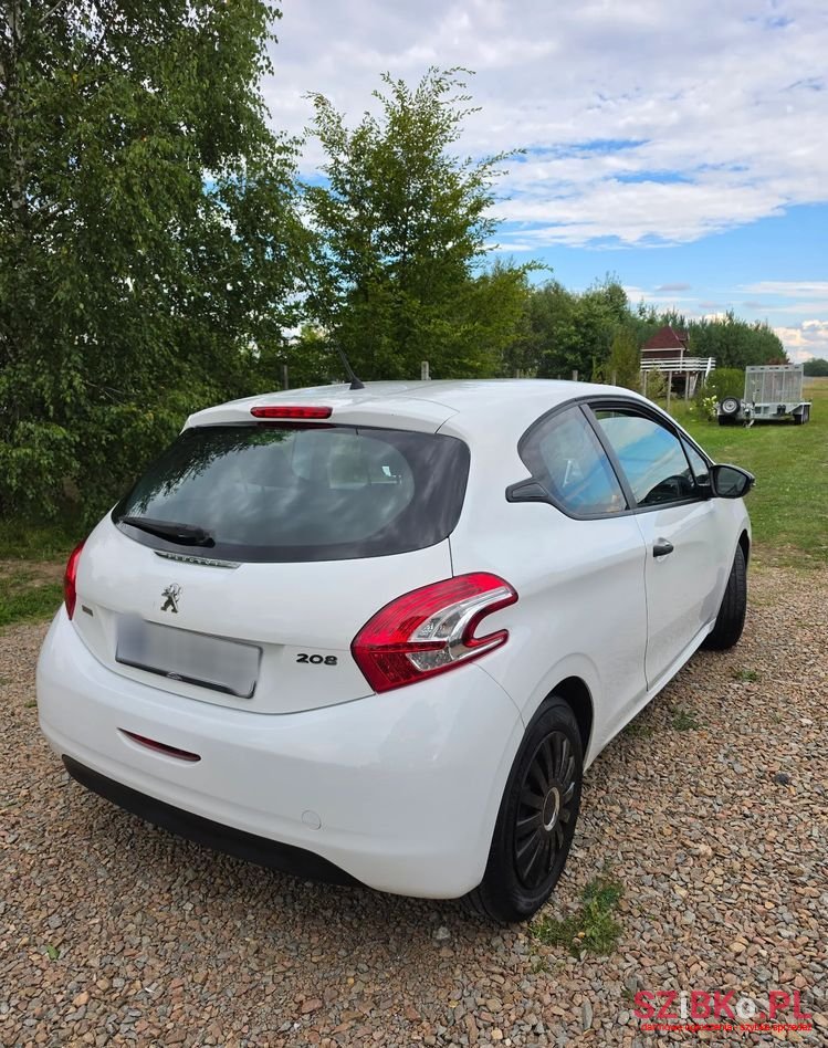 2014' Peugeot 208 Puretech 68 Access photo #4