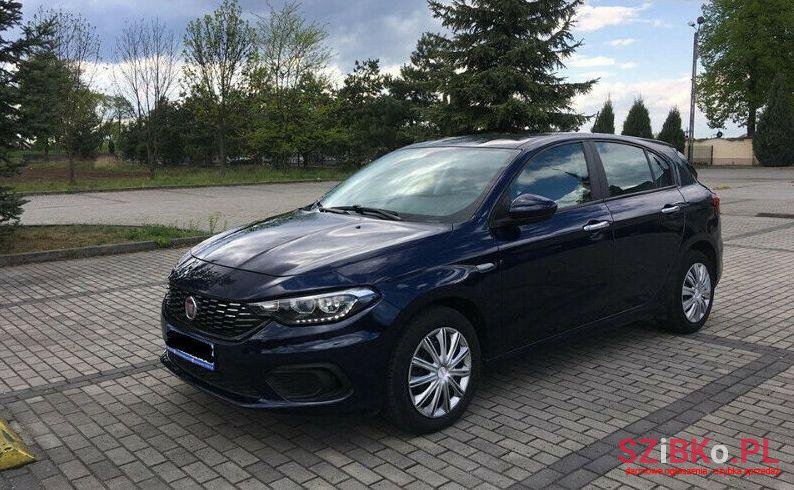 2017' Fiat Tipo photo #1