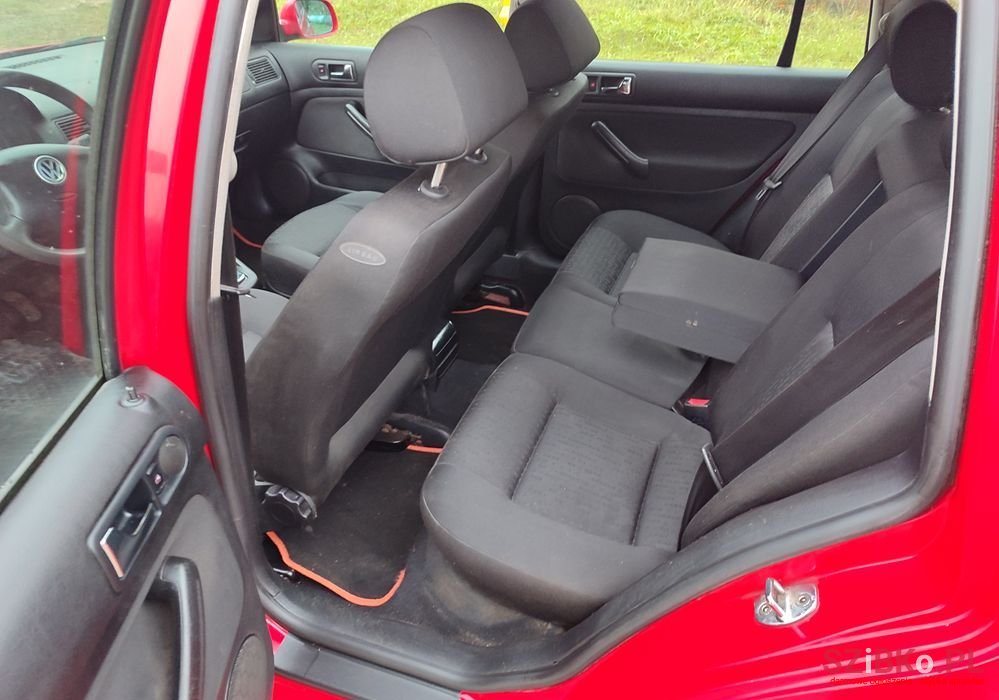 2000' Volkswagen Golf photo #6