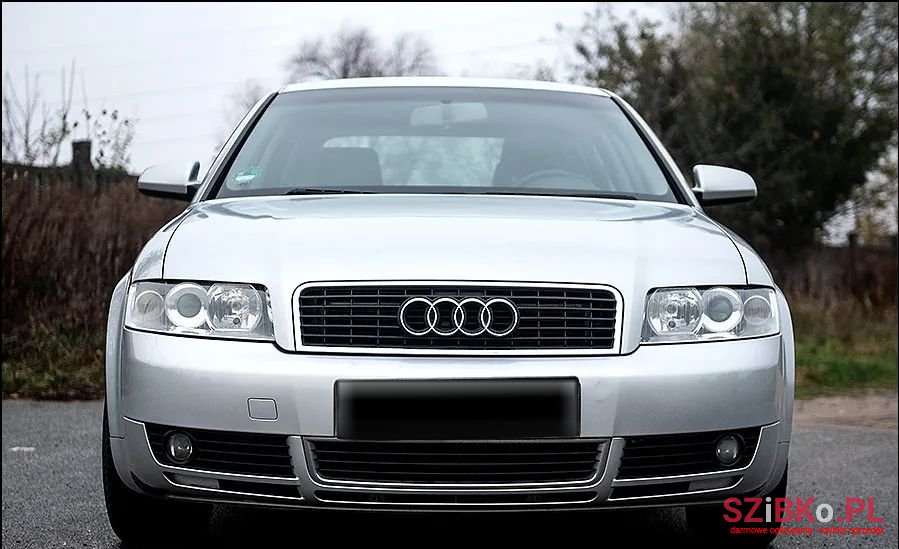 2004' Audi A4 Avant photo #4
