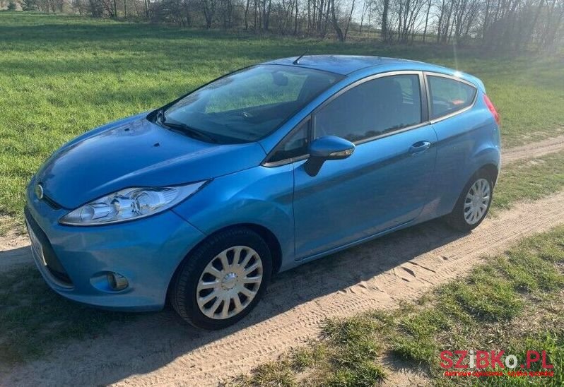 2009' Ford Fiesta photo #1