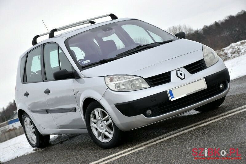 2005' Renault Scenic photo #2