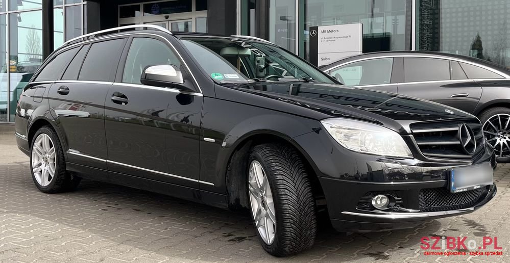 2008' Mercedes-Benz C-Class photo #1
