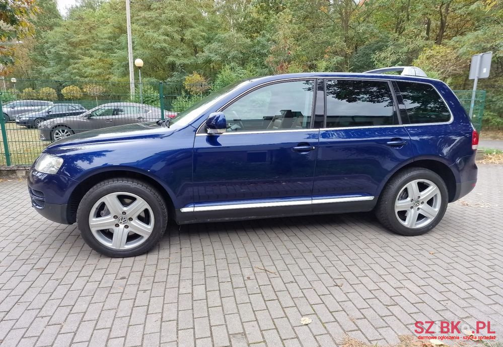 2006' Volkswagen Touareg photo #3