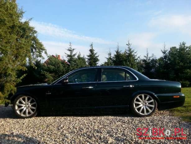 2007' Jaguar XJ photo #2