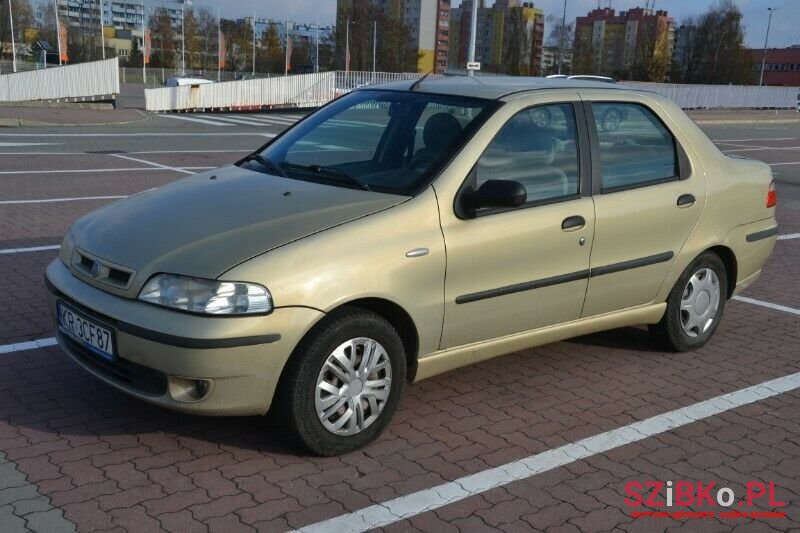 2005' Fiat Albea photo #1