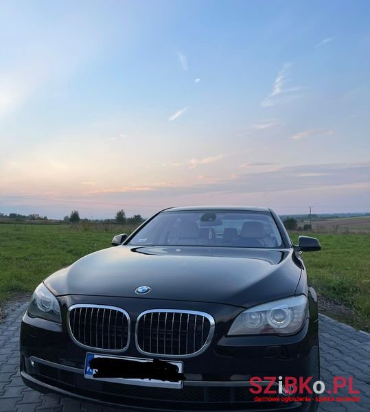 2011' BMW Seria 7 photo #3