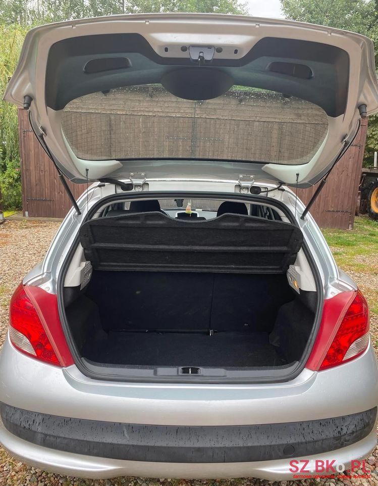 2009' Peugeot 207 1.4 Trendy photo #6