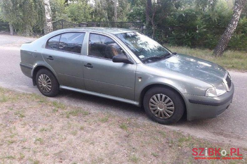 2003' Skoda Octavia photo #1