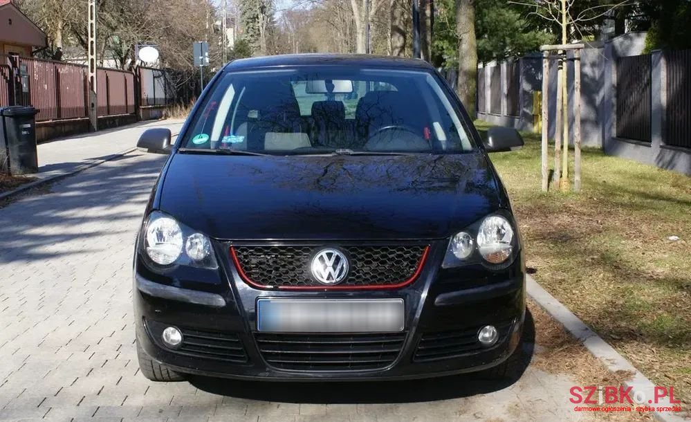 2007' Volkswagen Polo photo #3