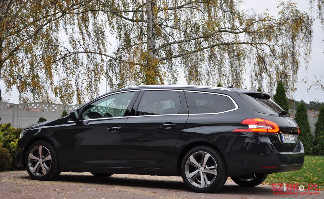 2015' Peugeot 308 photo #4
