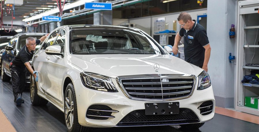 2018 Mercedes S-Class Drove Itself Off The Production Line